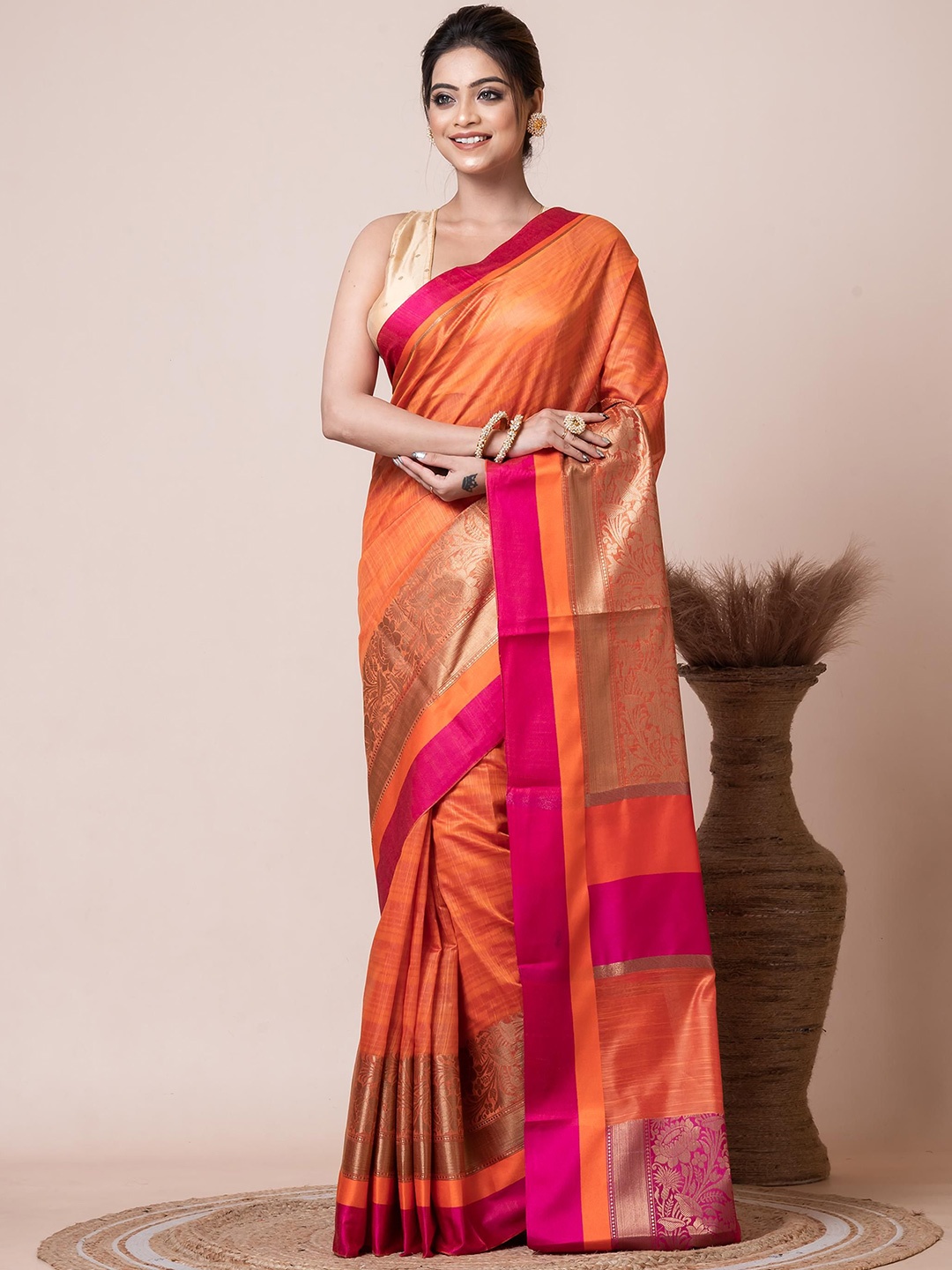 

VIBHAVARI Solid Zari Saree with Blouse Piece, Orange