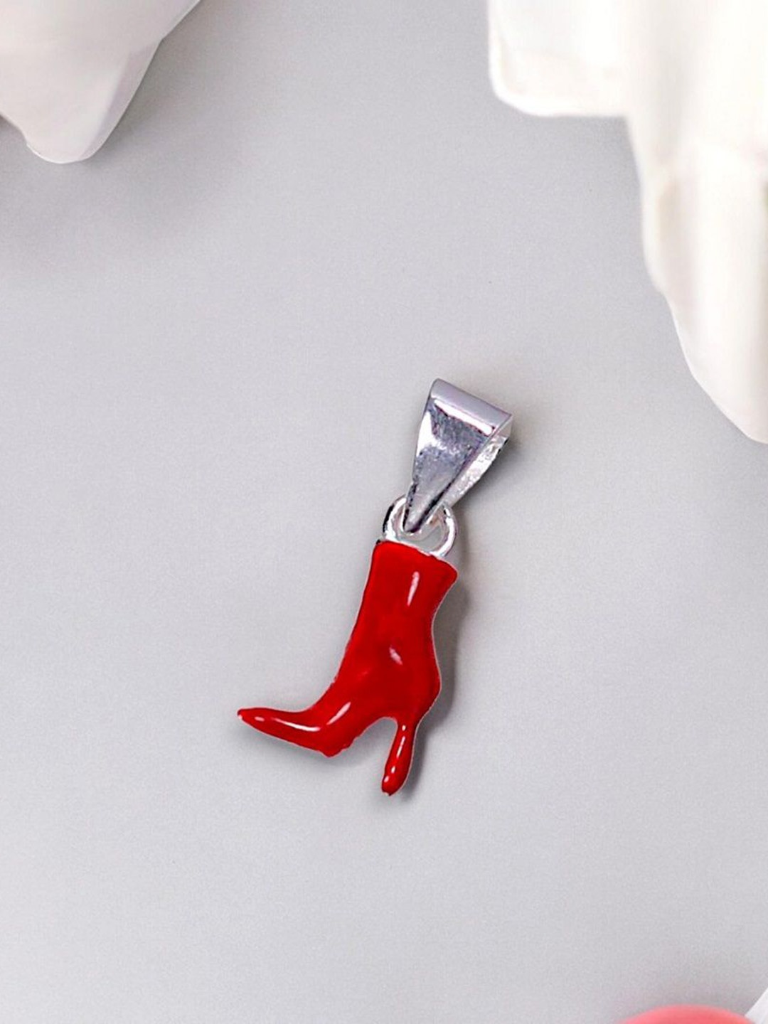 

Taraash Contemporary Pendants, Silver