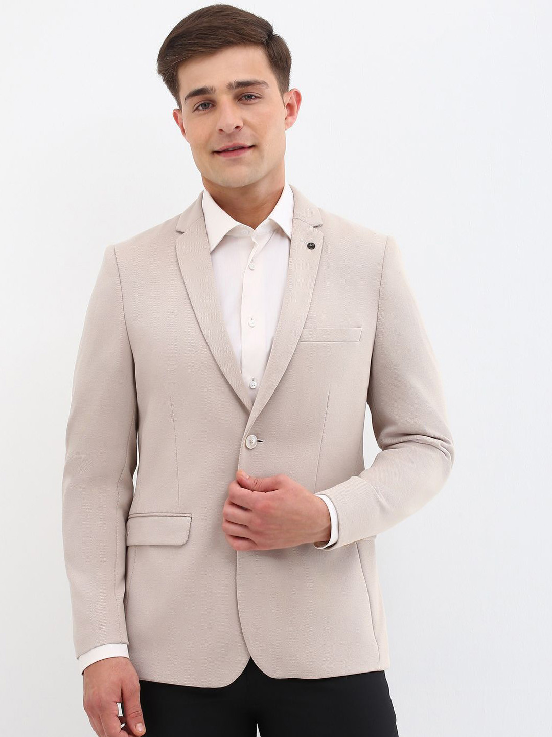 

Allen Solly Men Slim Fit Single-Breasted Blazer, Beige