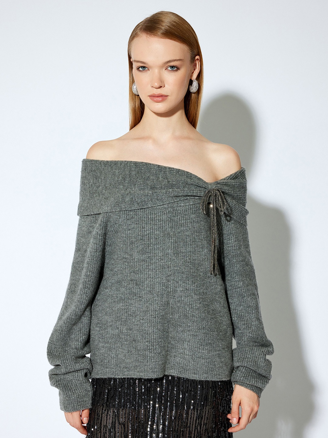 

Koton Women Off-Shoulder Pullover Sweaters, Grey