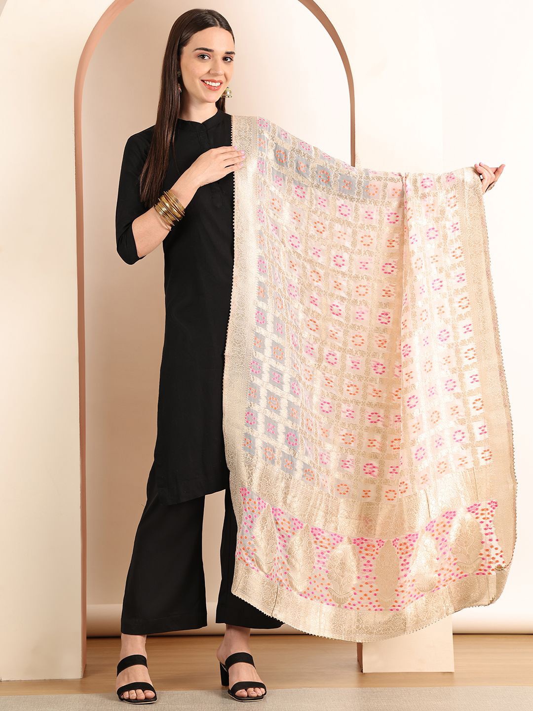 

SOUNDARYA Woven Design Bandhani Dupatta, Off white