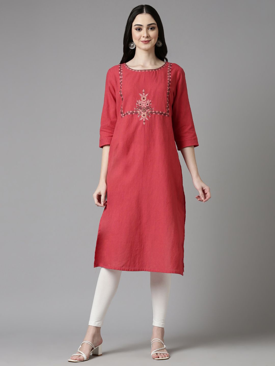 

Anouk Women Embroidered Keyhole Neck Thread Work Kurta, Coral