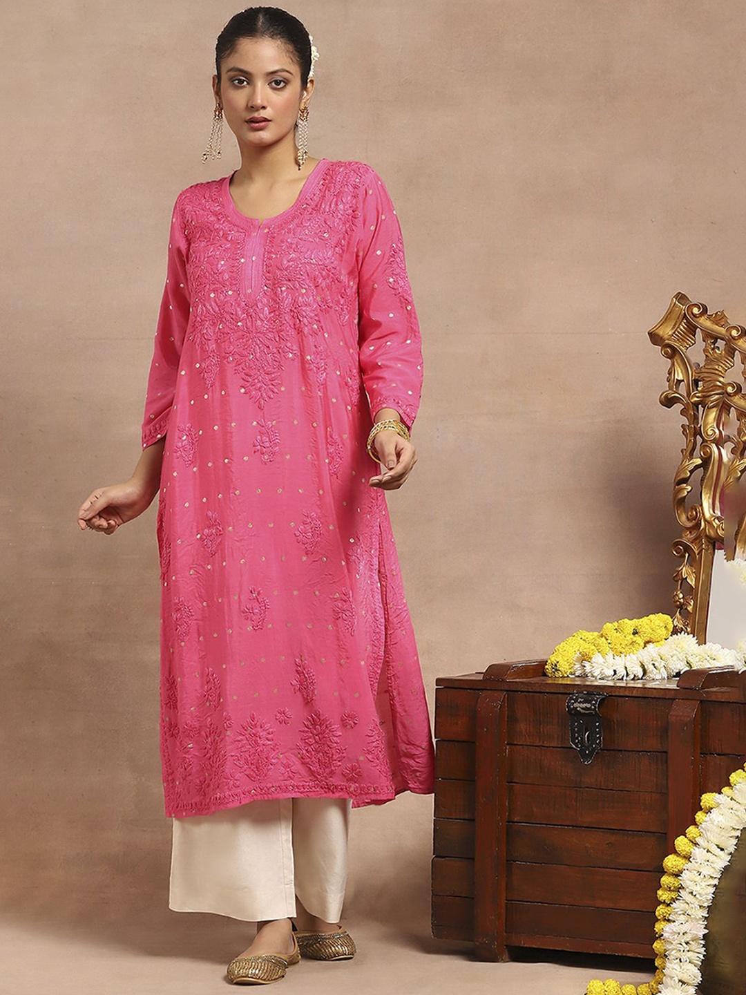 

House of Chikankari Chikankari Woven Long Kurta, Pink