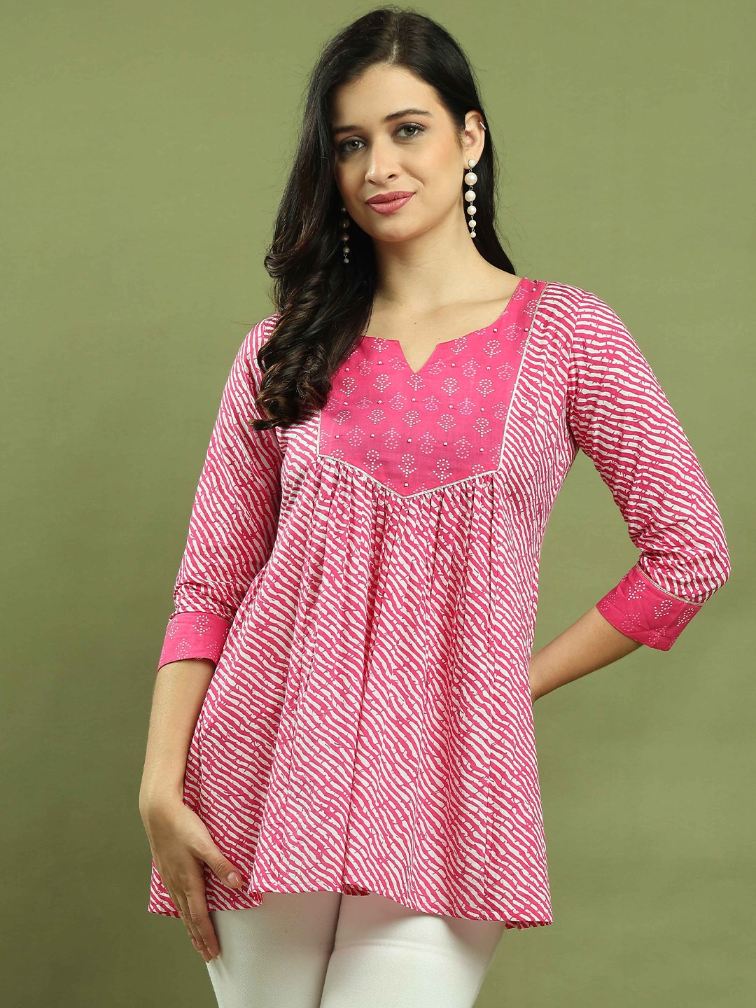 

Roly Poly Sweetheart Neck Printed Ethnic Tunic, Pink