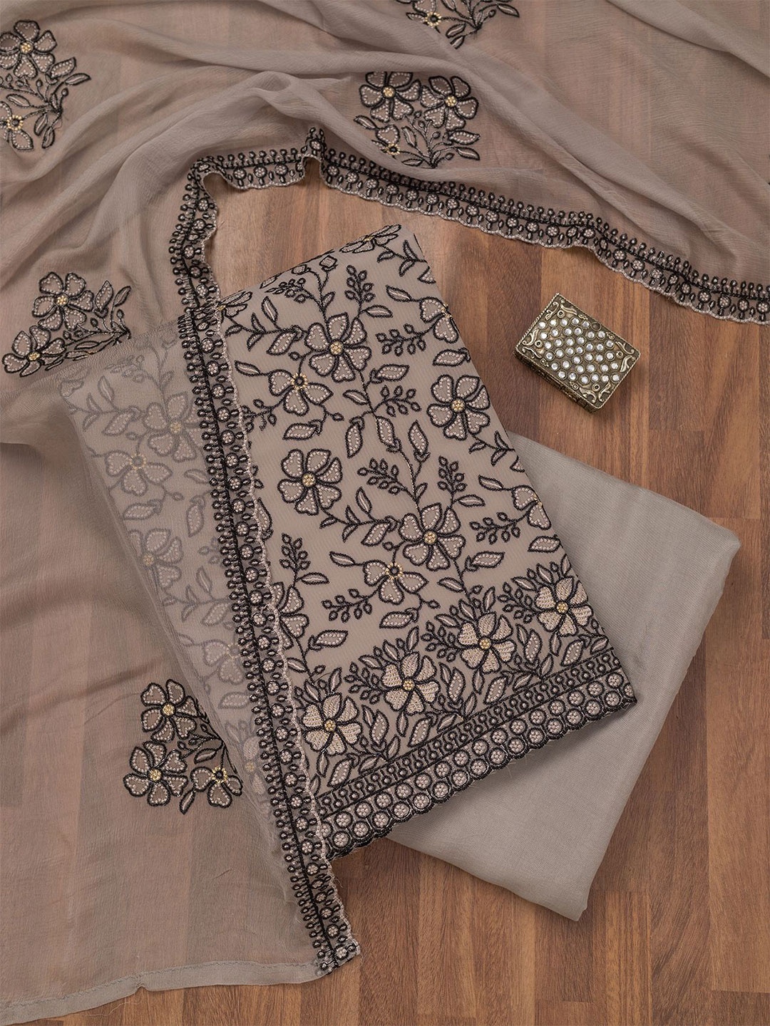 

Koskii Embroidered Unstitched Dress Material, Grey