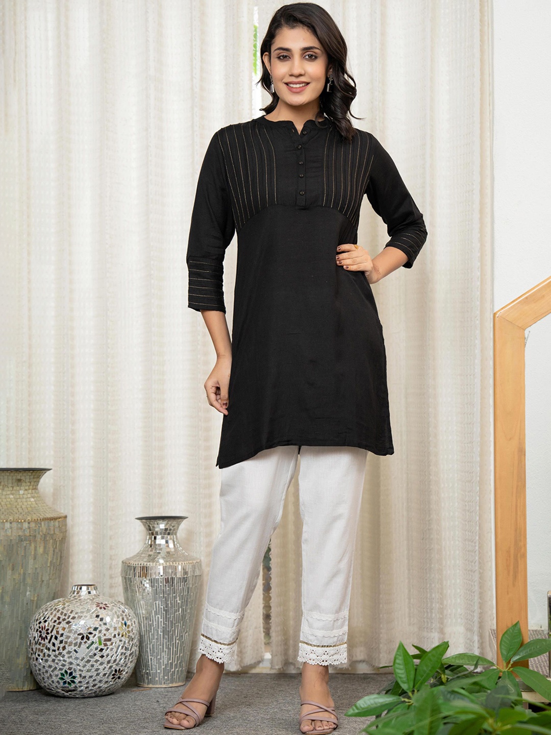 

Juniper Women Embroidered Thread Work Liva Kurta, Black