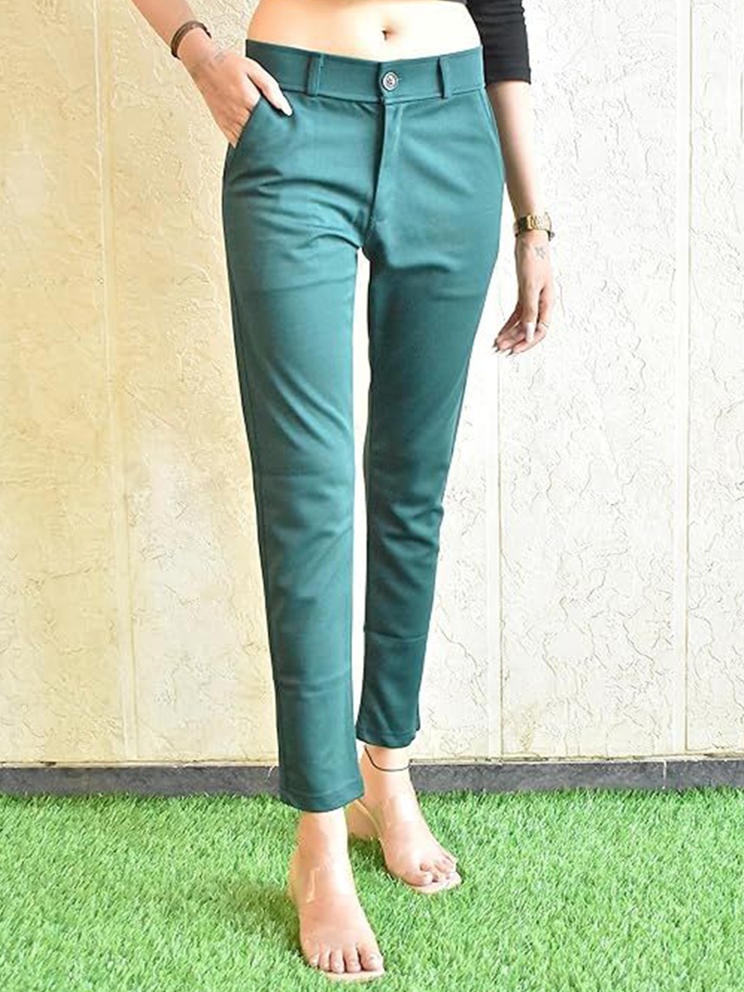 

LERIYU Women Solid Trousers, Green