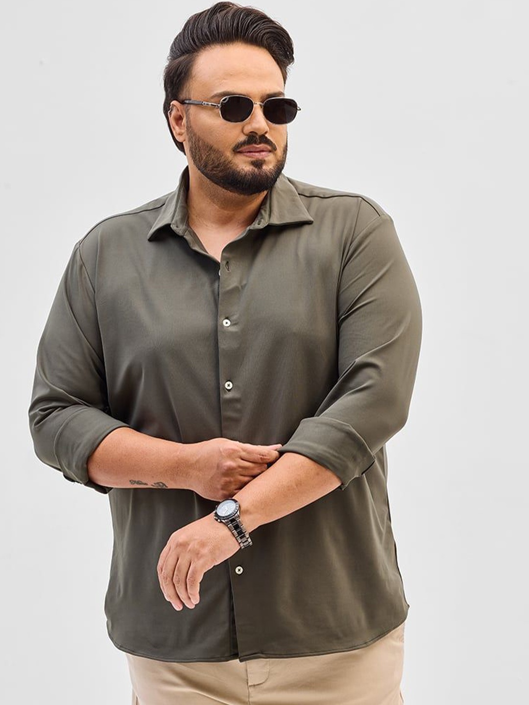 

Snitch Men Plus Size Classic Spread Collar Solid Formal Shirt, Olive