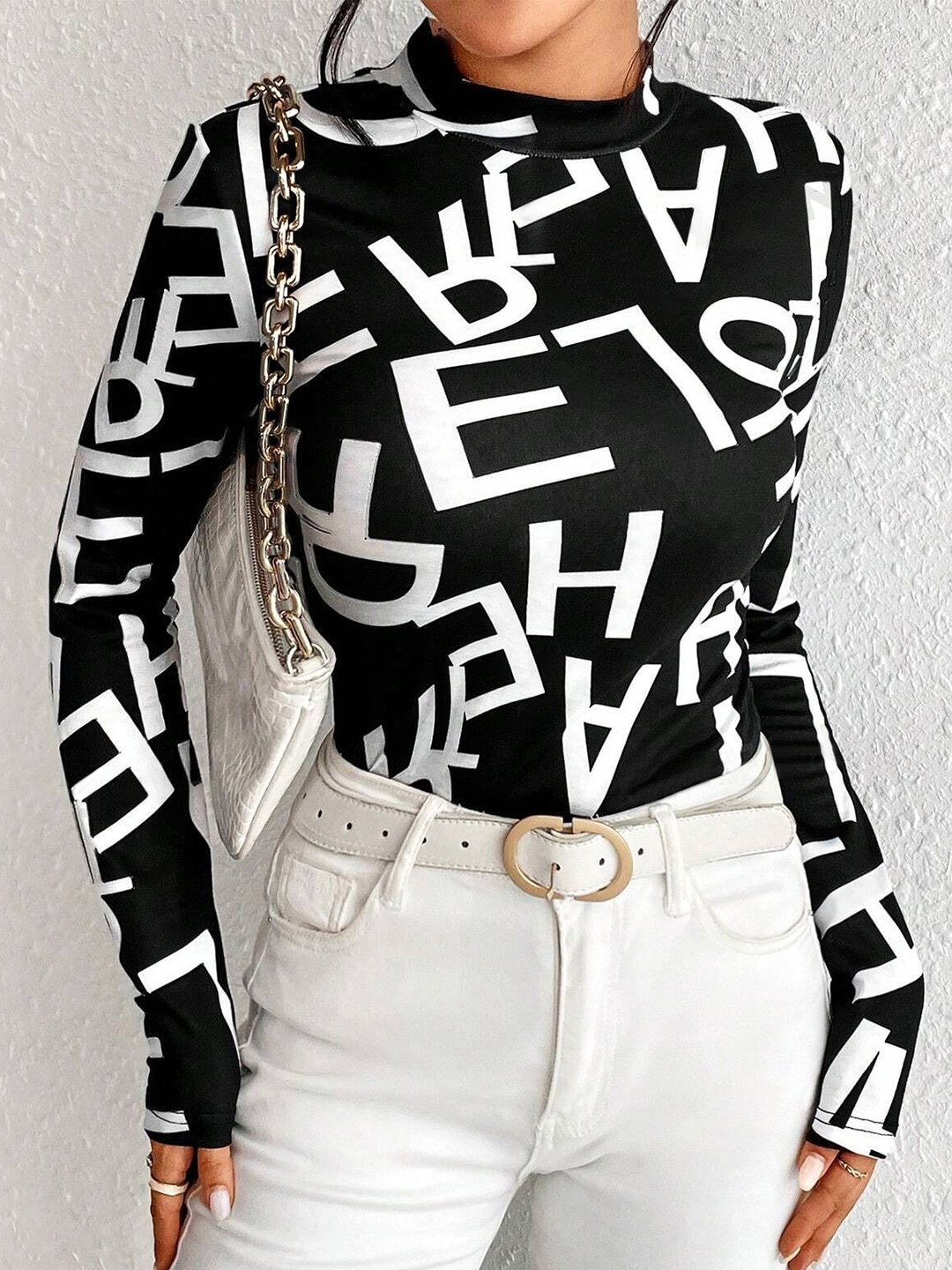 

Stylecast X Slyck Typography Print High Neck Fitted Top, Black