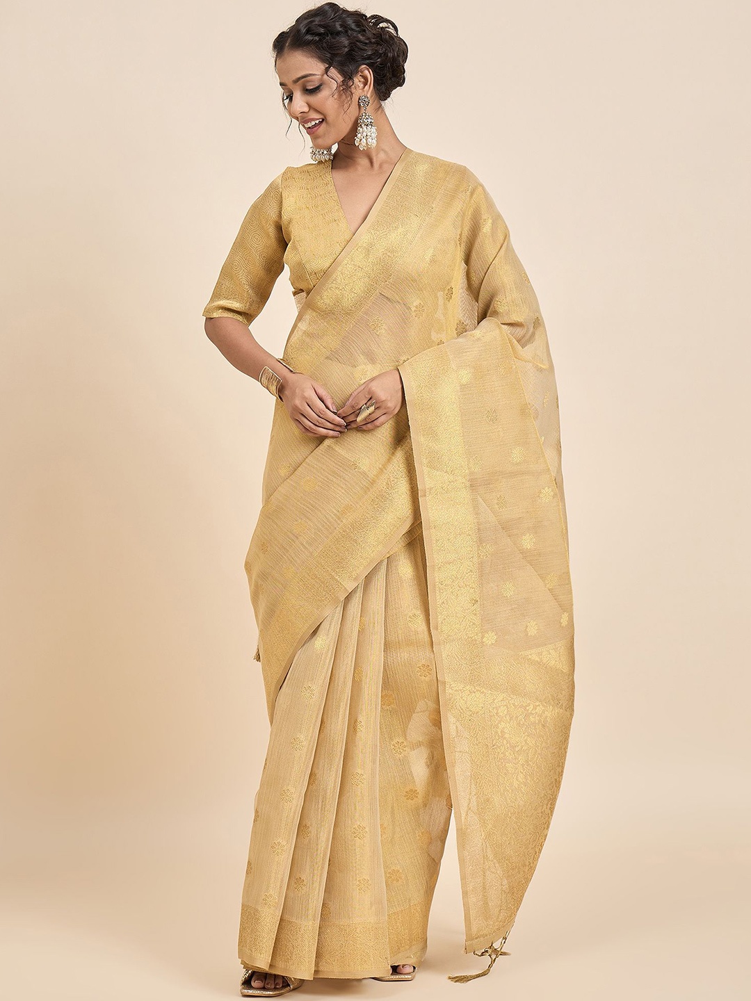 

Dori Woven Design Zari Tissue Banarasi Saree, Beige