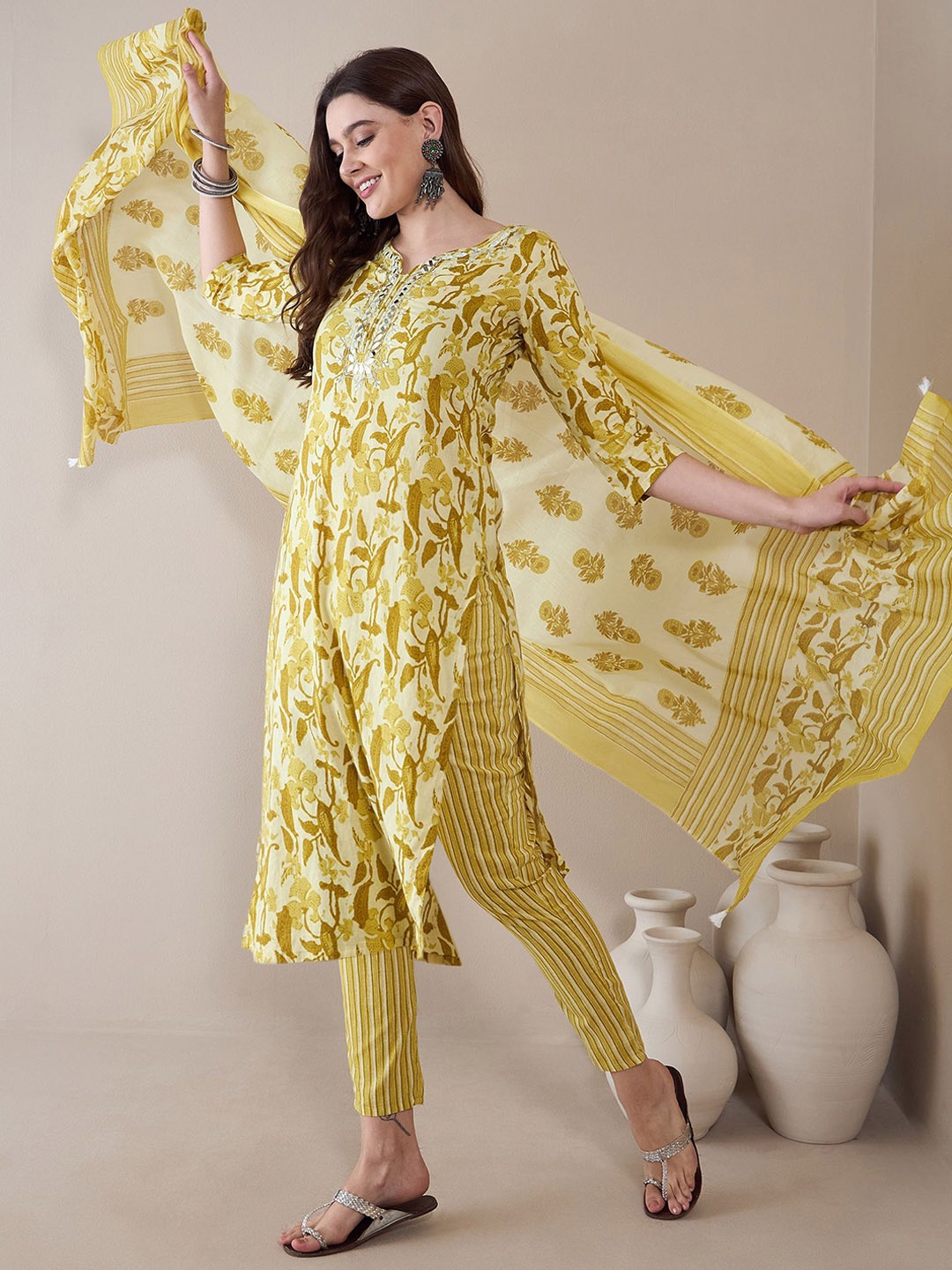 

Anouk Women Floral Printed Empire Thread Work Pure Cotton Kurta with Trousers & With Dupatta, Yellow