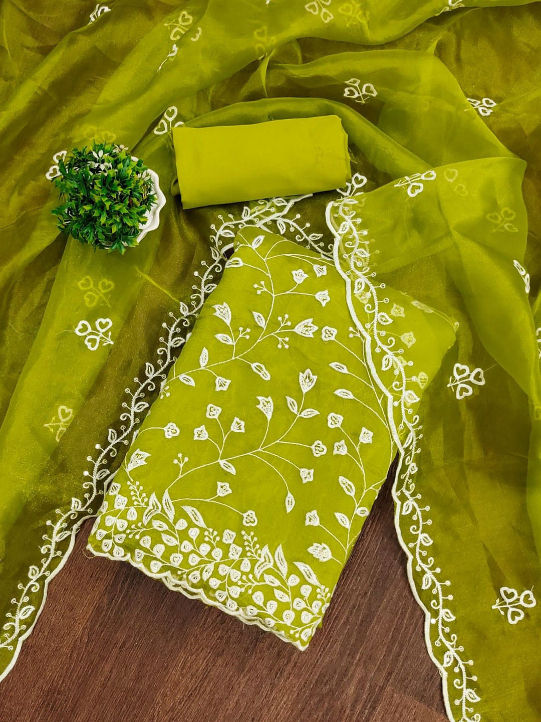 

ZEEPKART Organza Unstitched Dress Material, Green