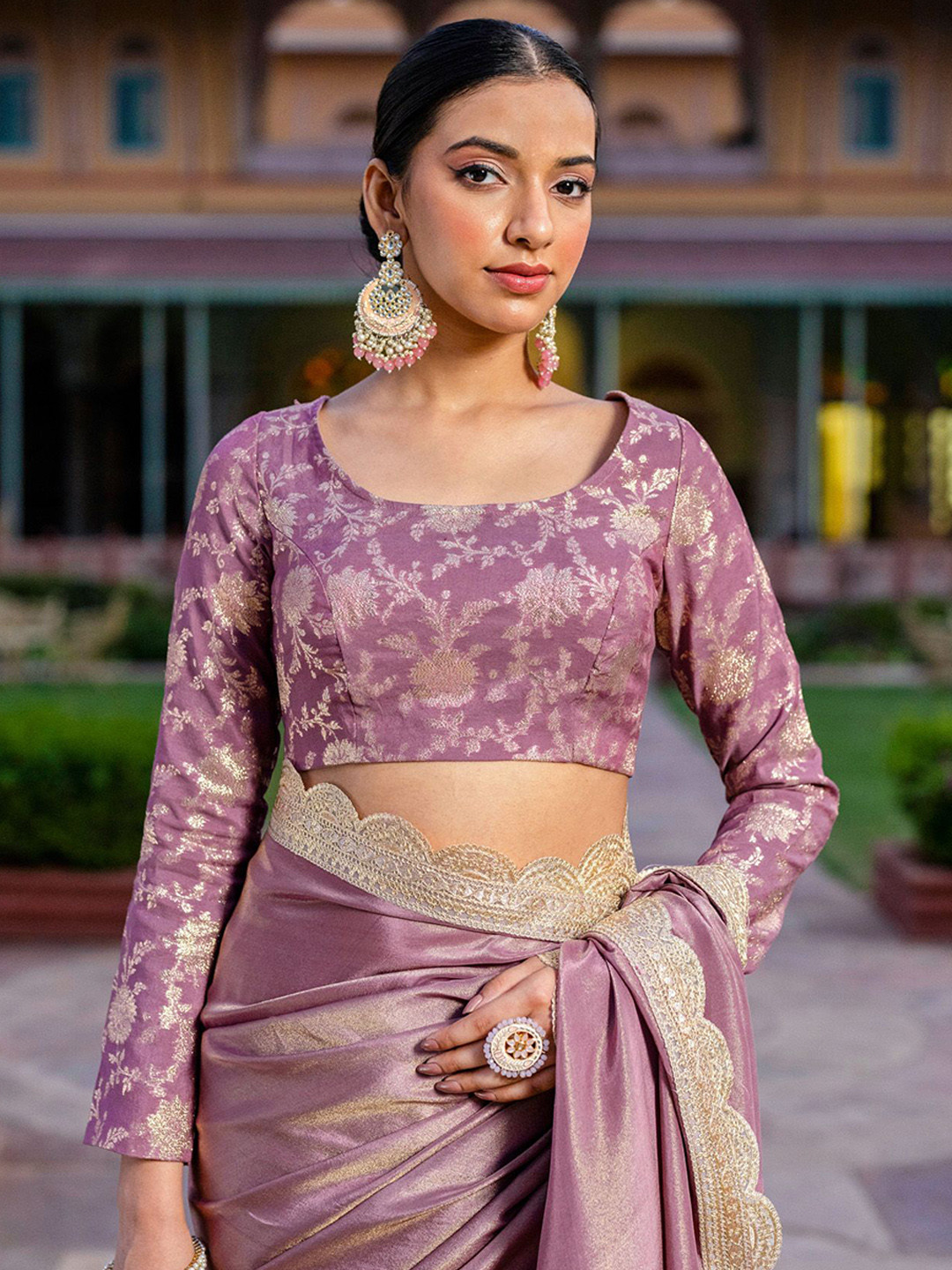 

KASYA Woven Design Premium Tissue Festive Saree With Jacquard Blouse, Pink