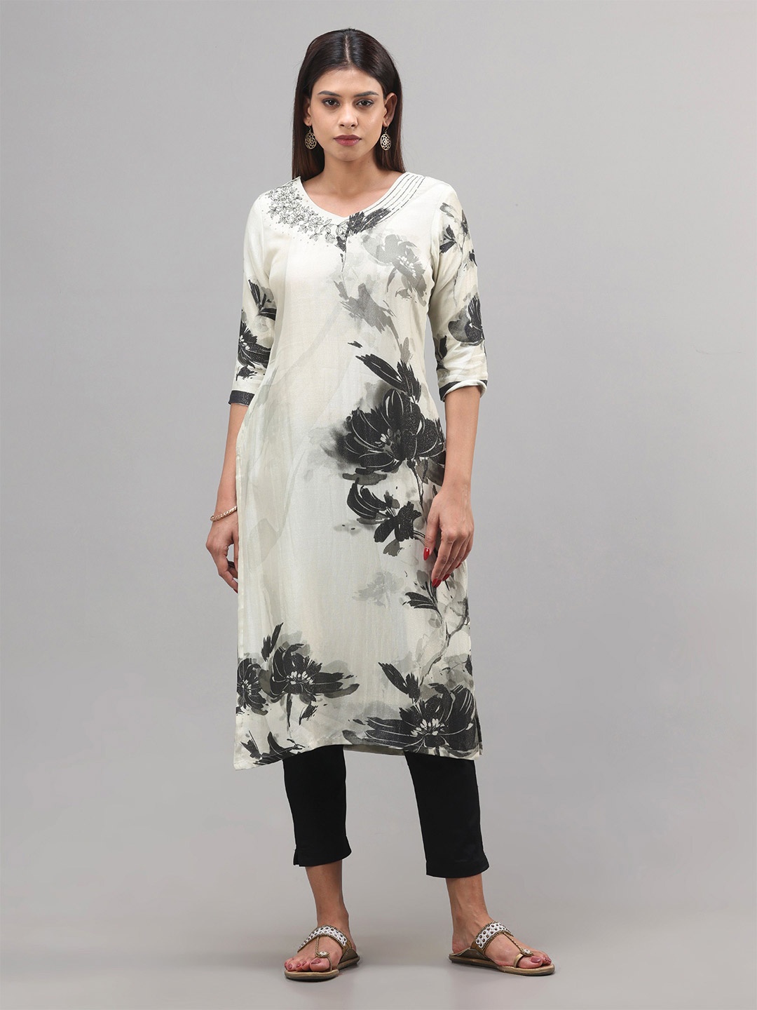 

Vismay Printed Kurta and Matching Trousers, Green