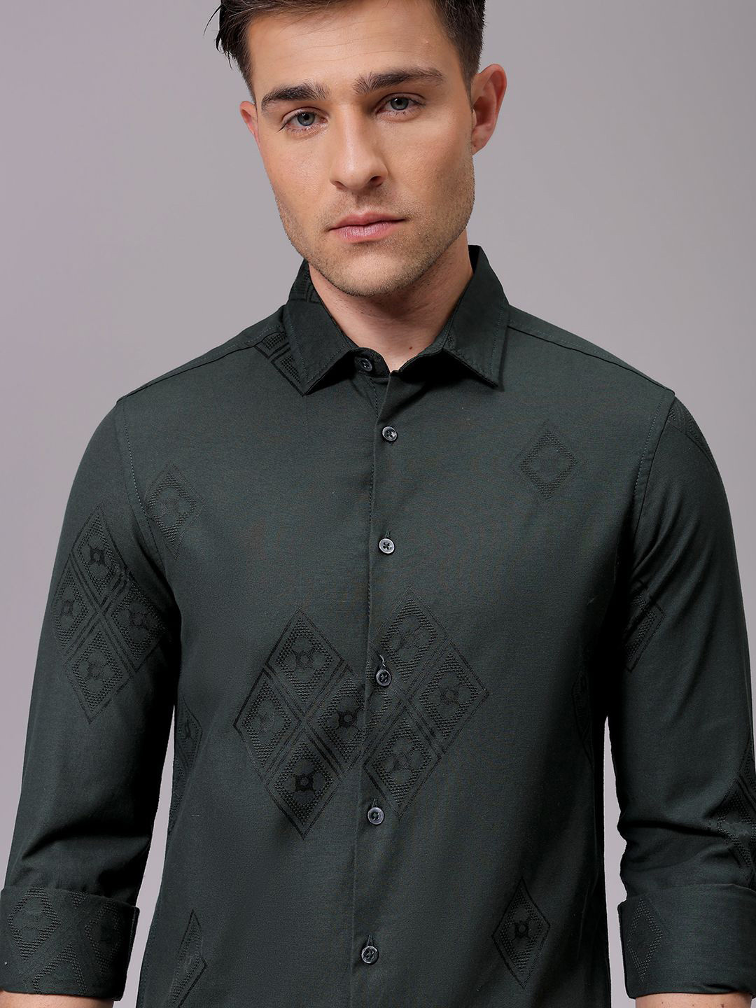 

The Indian Garage Co Men Slim Fit Opaque Party Shirt, Green