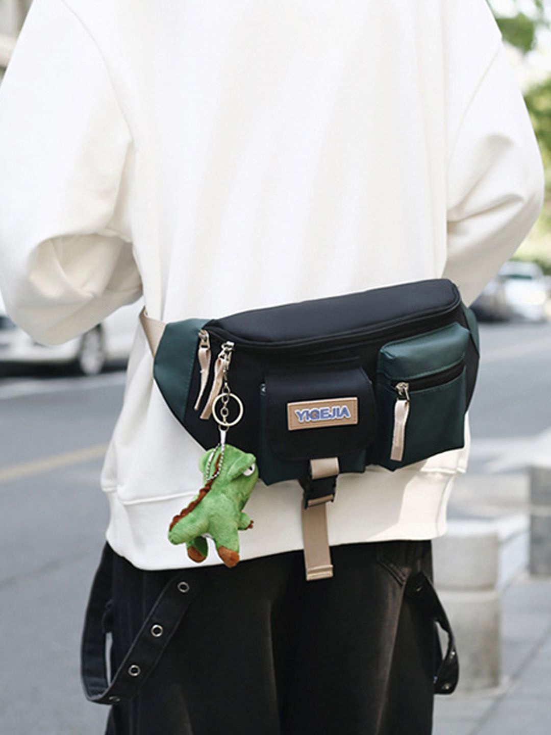 

StyleCast Black Stylish Crossbody Bag