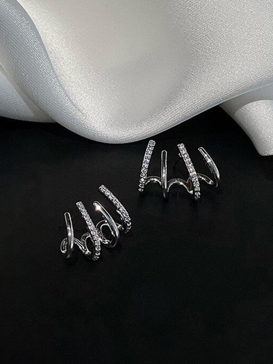 

Infinitecreations Contemporary Studs Earrings, Silver