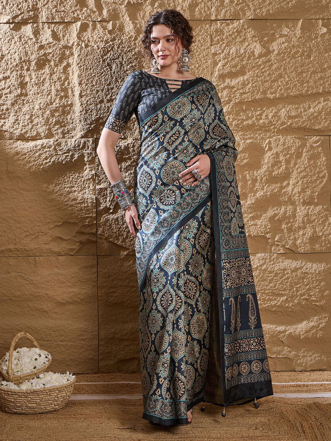 

Saree mall Ethnic Motifs Silk Blend Designer Dabu Sarees, Navy blue