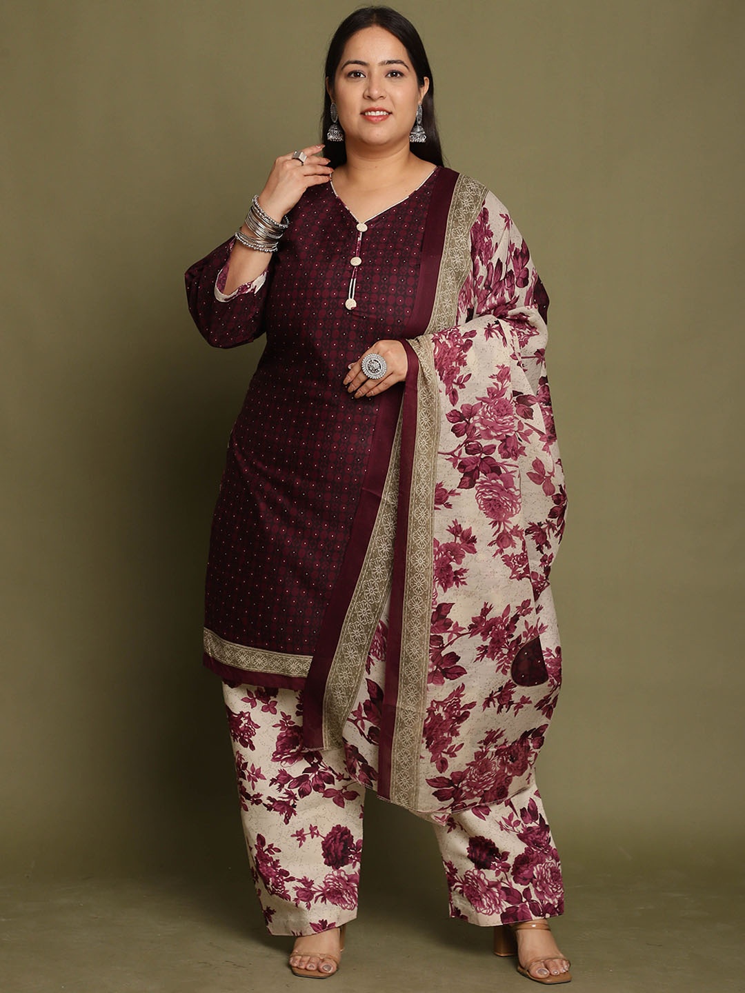 

Rajnandini Women Floral Printed Regular Kurta with Salwar & With Dupatta, Maroon