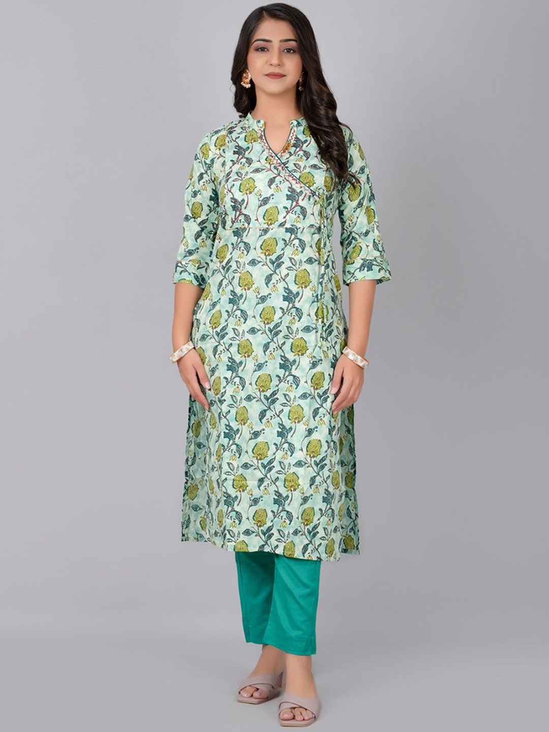 

Fashion Petals Women Printed Regular Kurta, Green