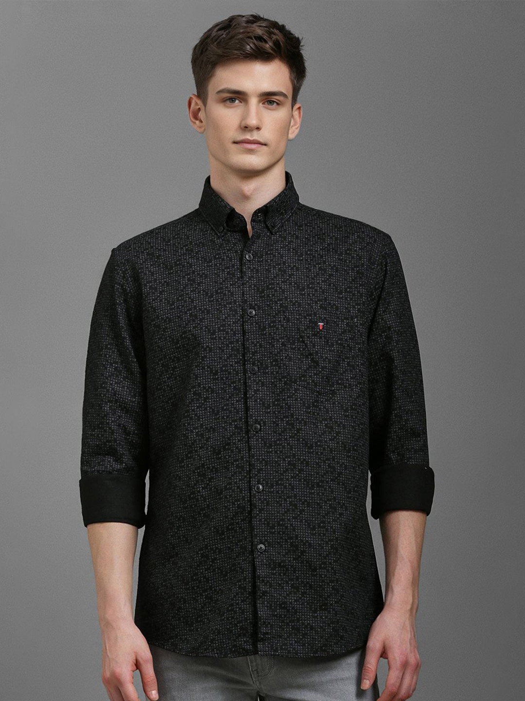 

Louis Philippe Sport Men Slim Fit Opaque Printed Casual Shirt, Black