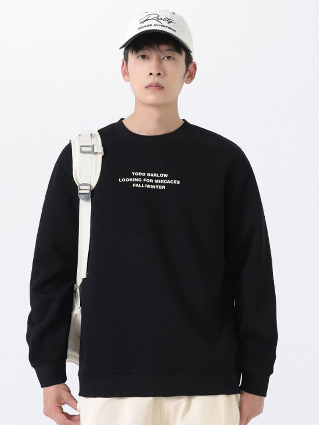 

HERE&NOW Men Typography Printed Round Neck Sweatshirt, Black