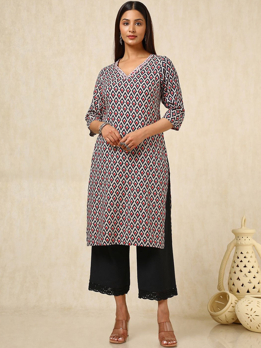 

Soch Women Printed Thread Work Kurta, Navy blue