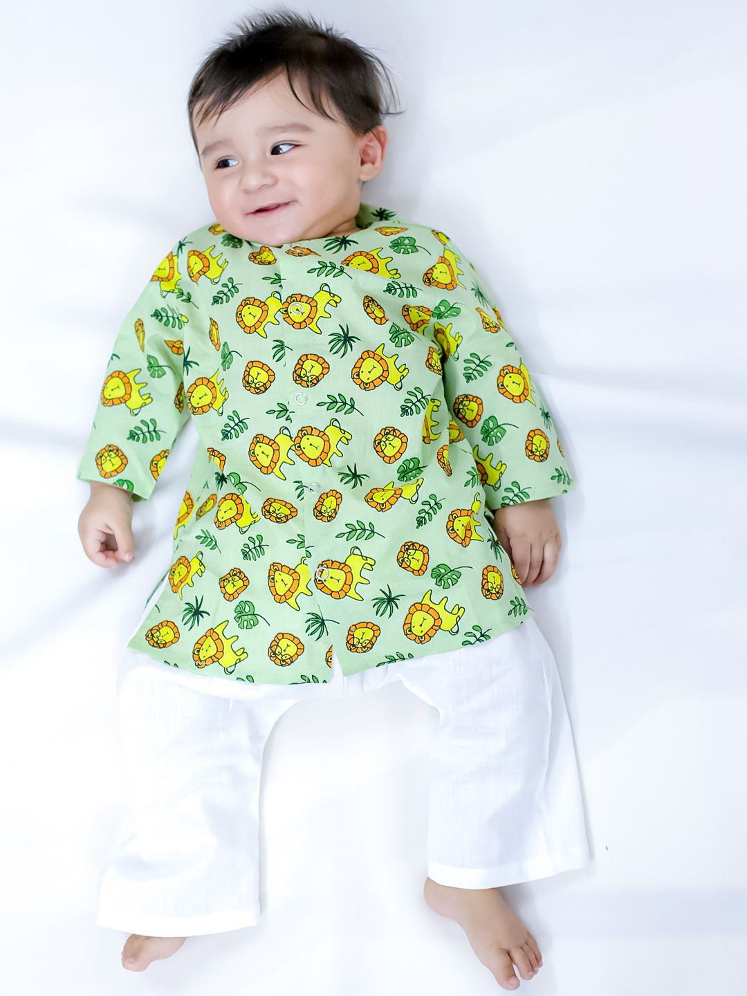 

BownBee Boys Printed Top with Pyjamas, Green