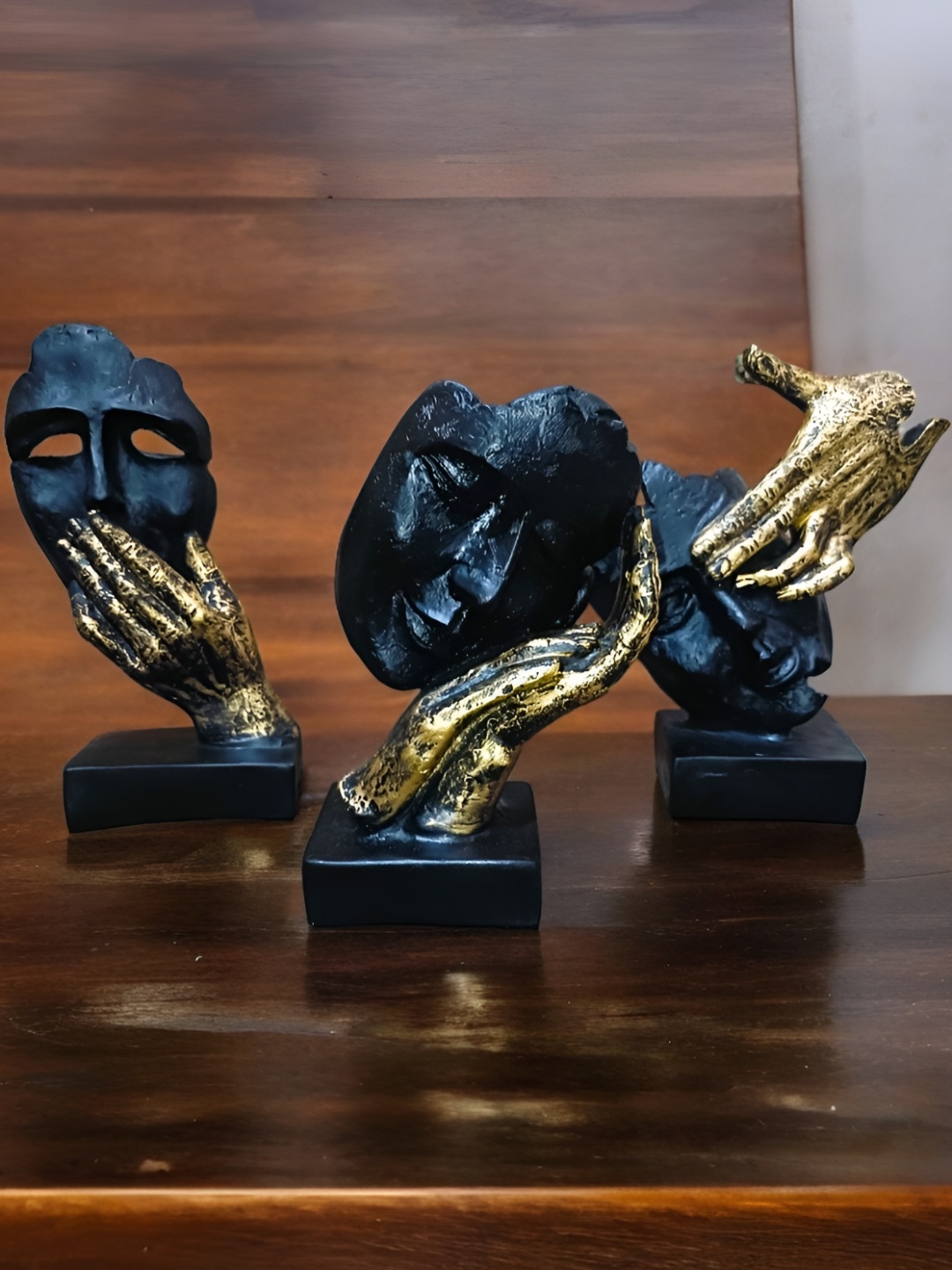 

Vrinban International Black Figurine Showpiece