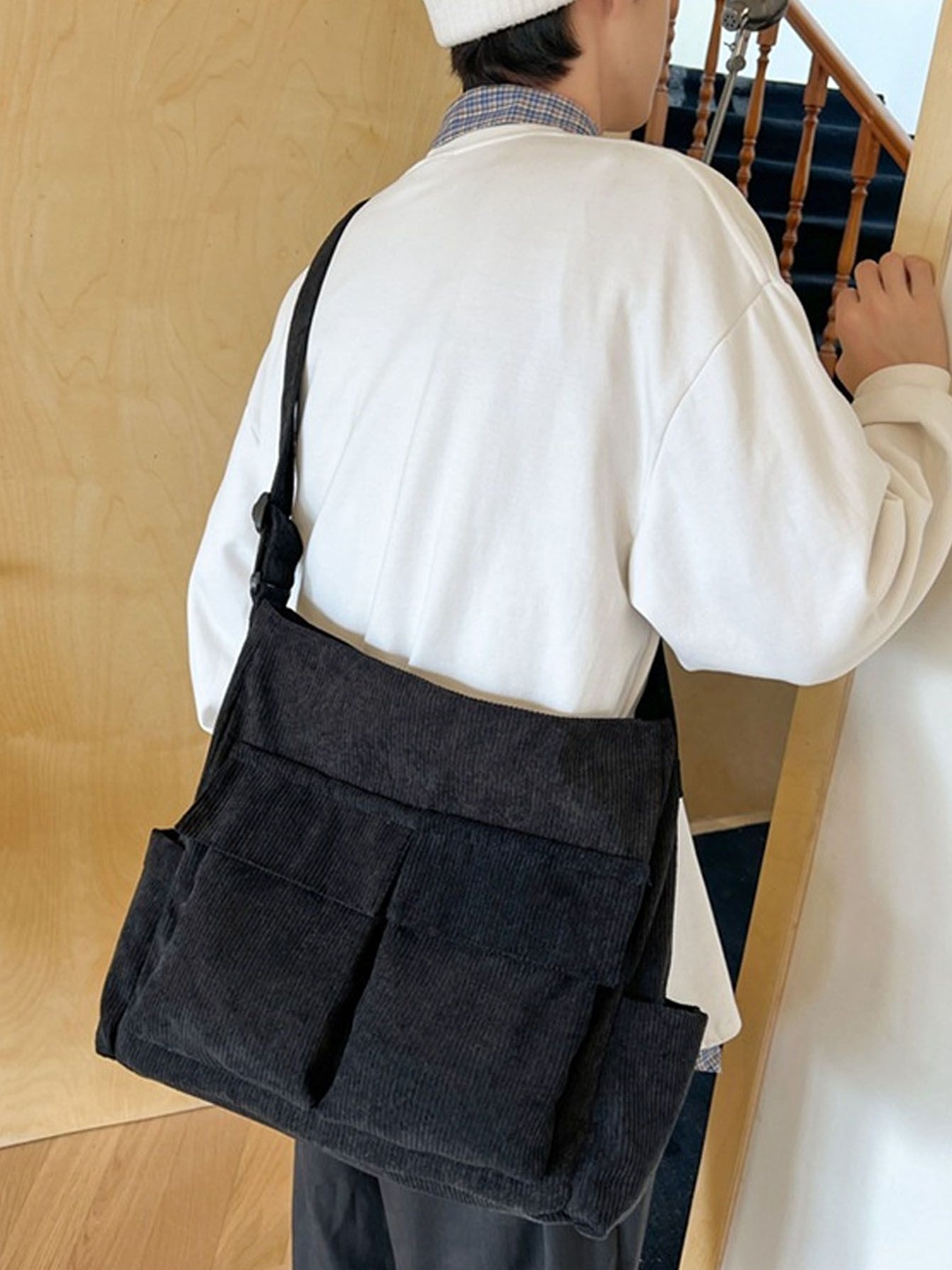 

StyleCast Black Solid Stylish Side Bag