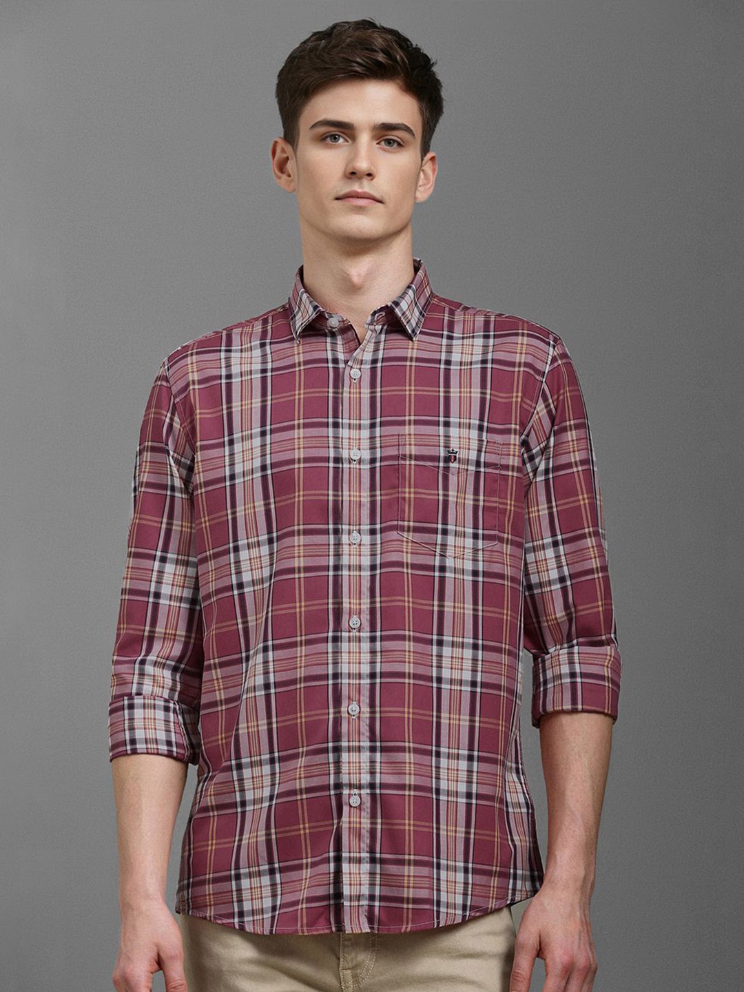 

Louis Philippe Sport Men Slim Fit Opaque Checked Casual Shirt, Red