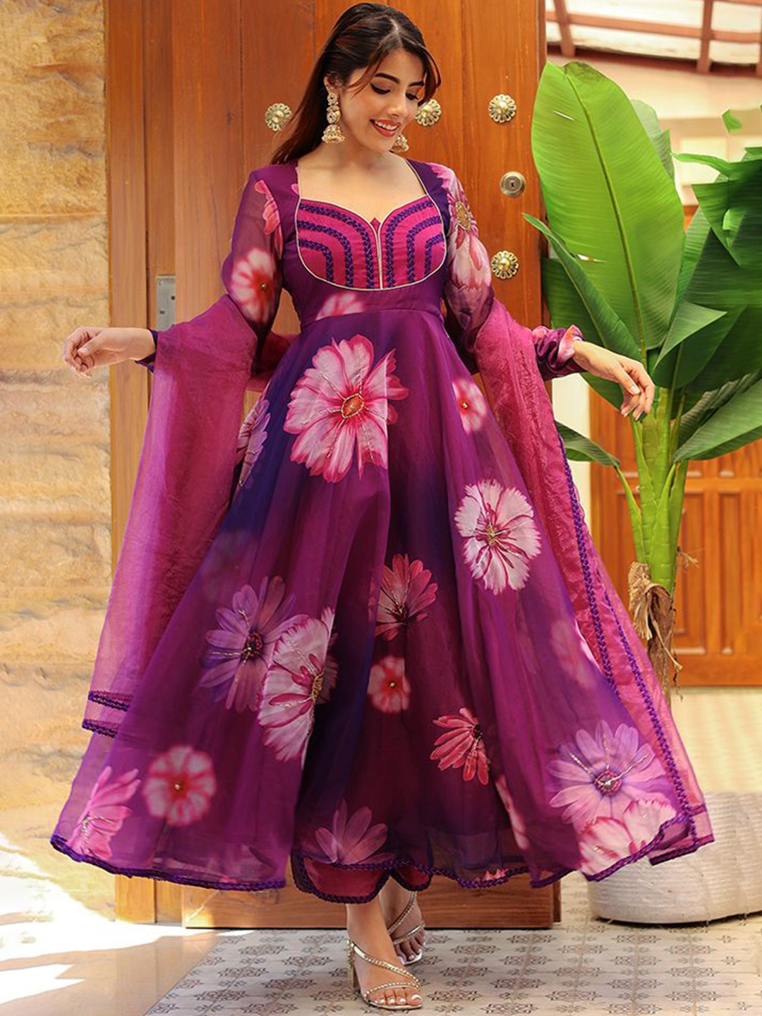 

LABEL ADITI HUNDIA Women Printed Regular Kurta with Palazzos & With Dupatta, Purple