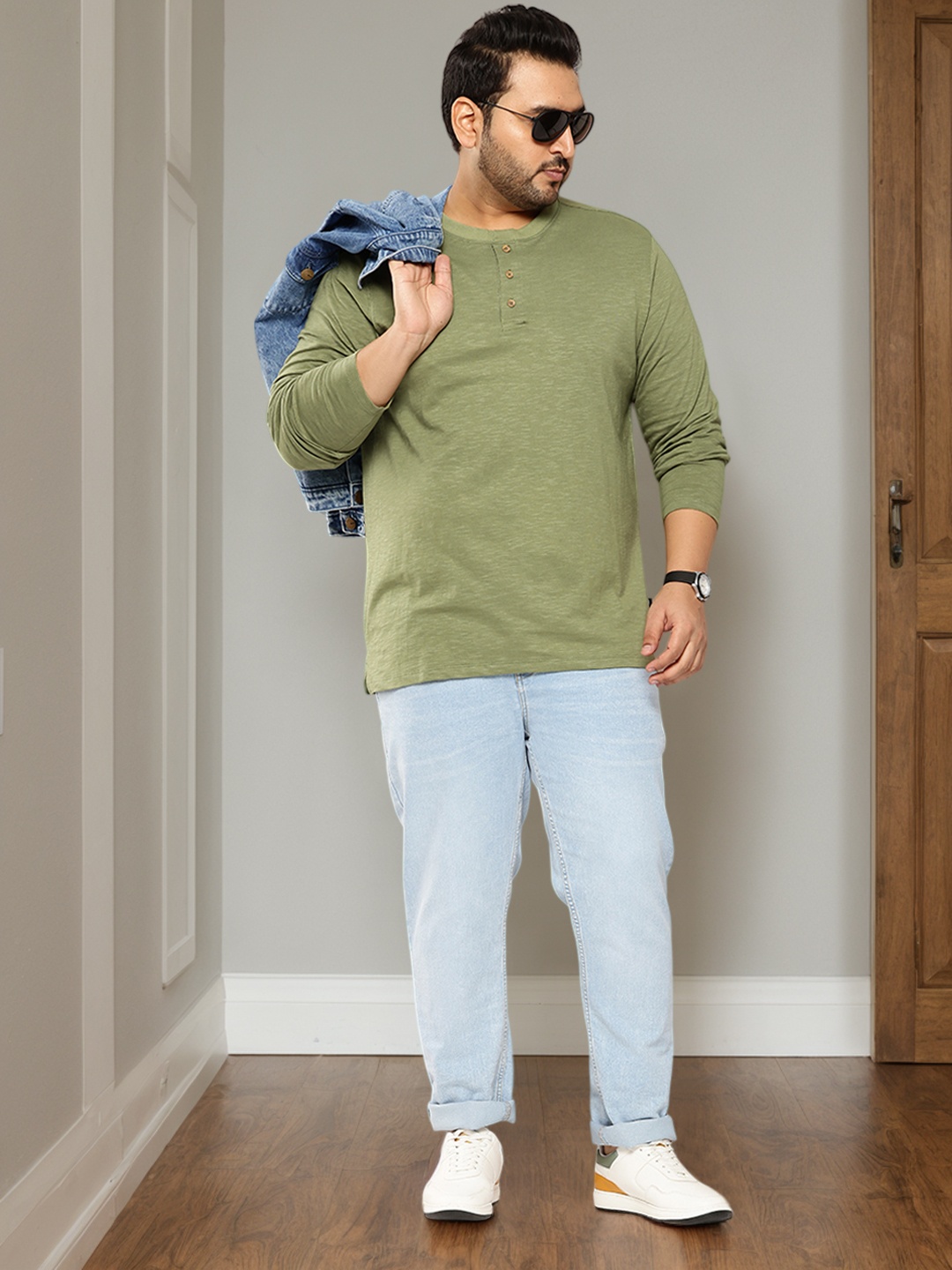 

Sztori Plus Size Henley Neck Pure Cotton T-shirt, Olive