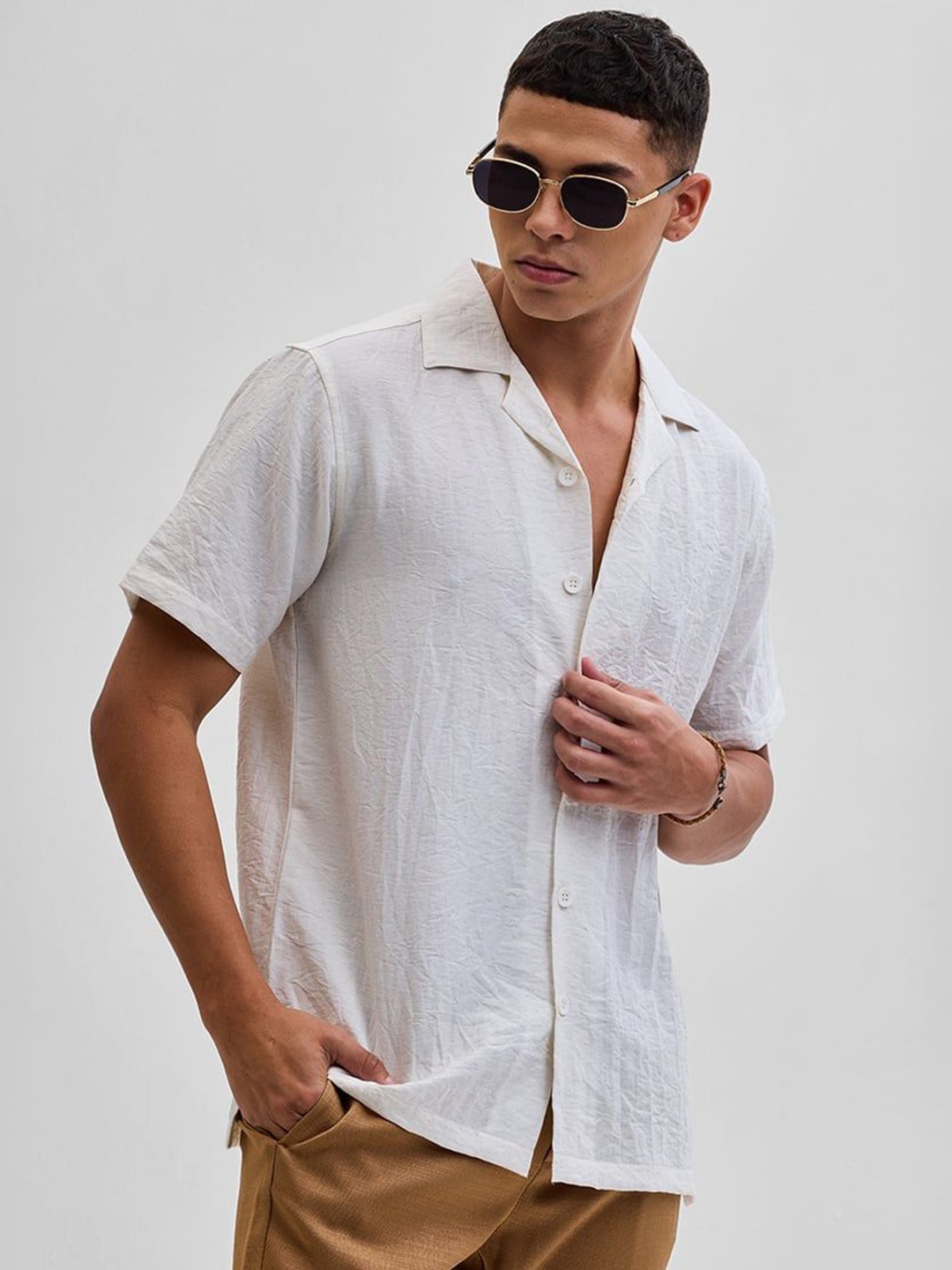 

Snitch Men Relaxed Cuban Collar Textured Linen Casual Shirt, White