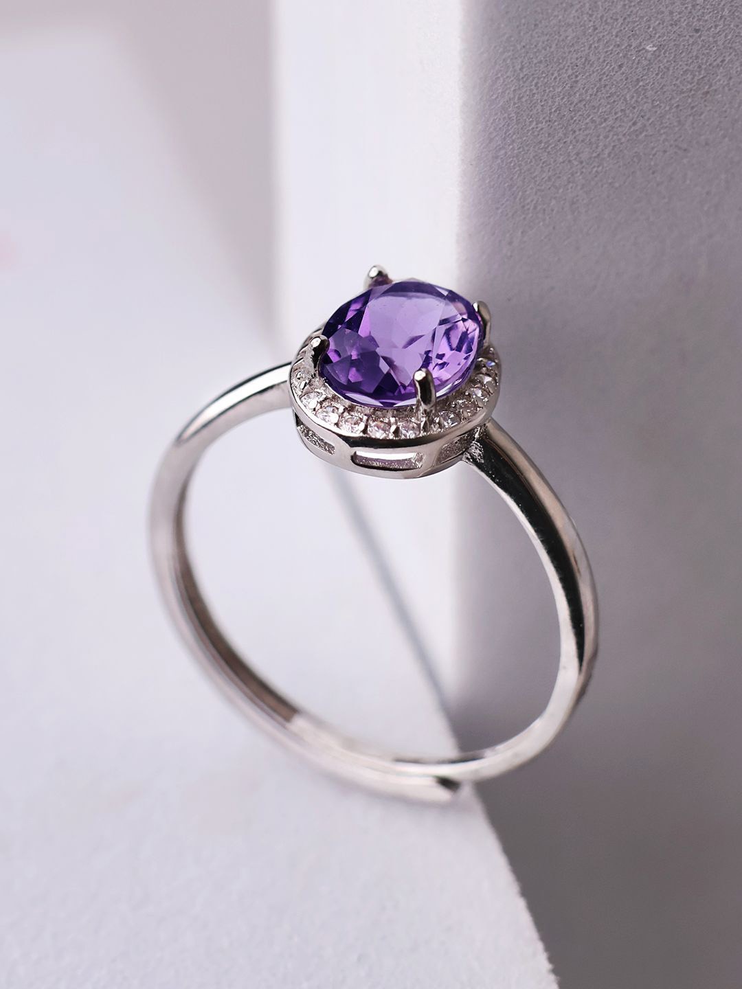 

Shubhanjali 925 Silver Amethyst Oval Gemstone Ring