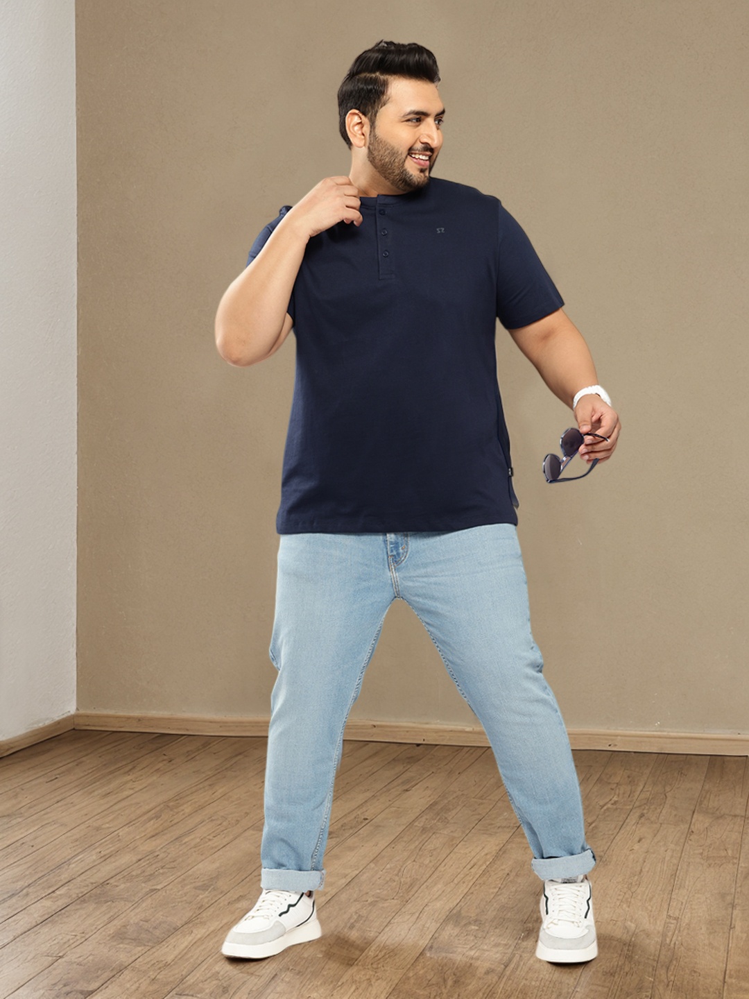

Sztori Plus-Size Henley Neck Pure Cotton T-shirt, Navy blue
