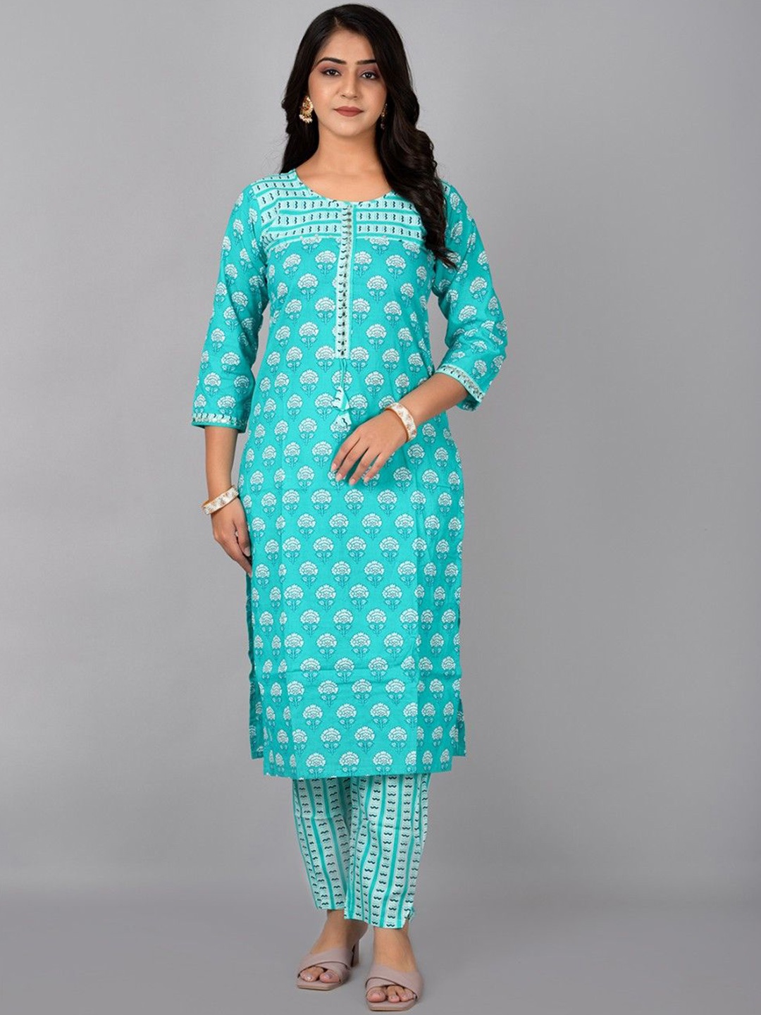 

Fashion Petals Women Printed Regular Kurta, Blue