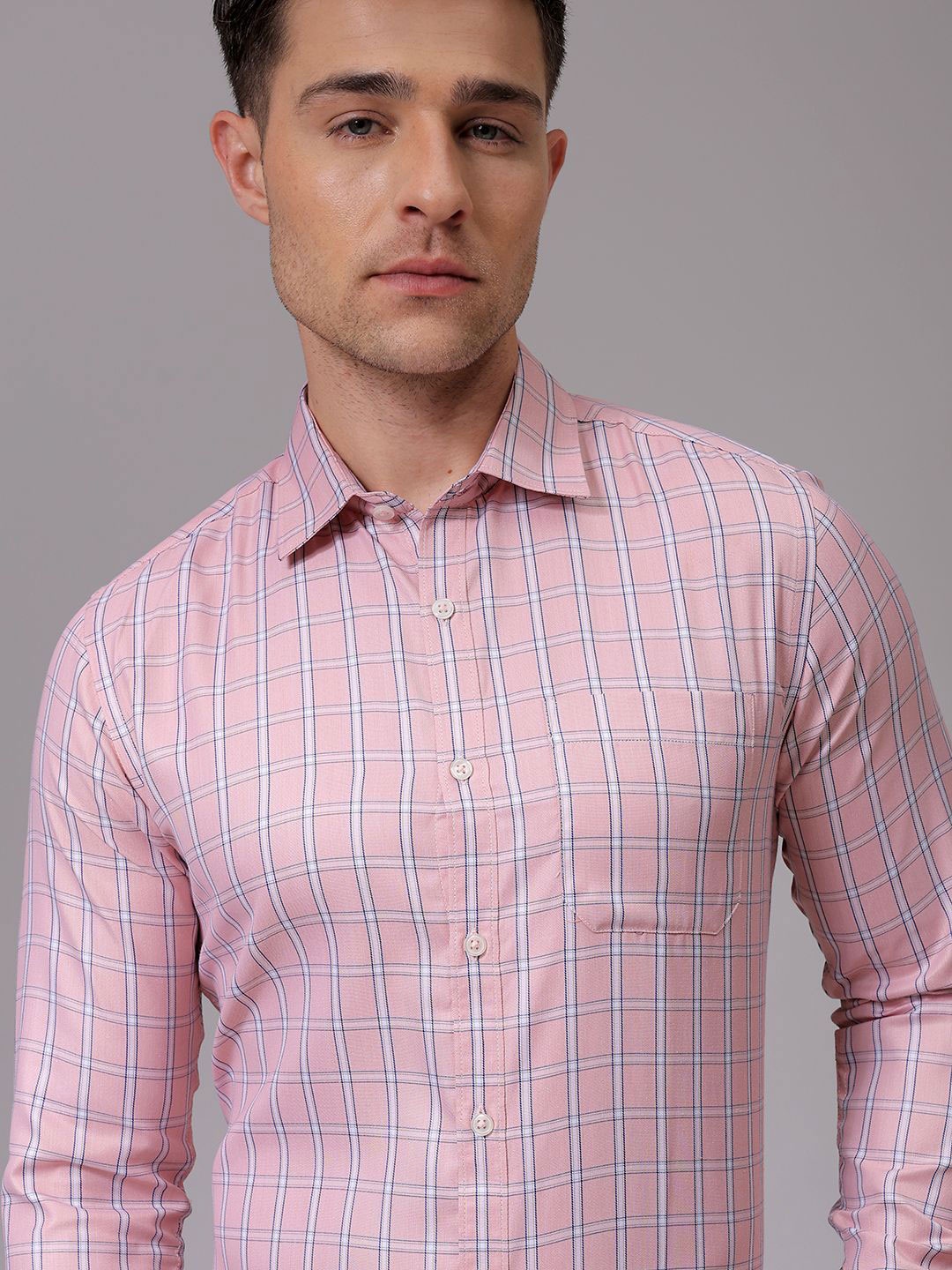 

The Indian Garage Co. X Luxe Men Slim Fit Opaque Checked Formal Shirt, Pink