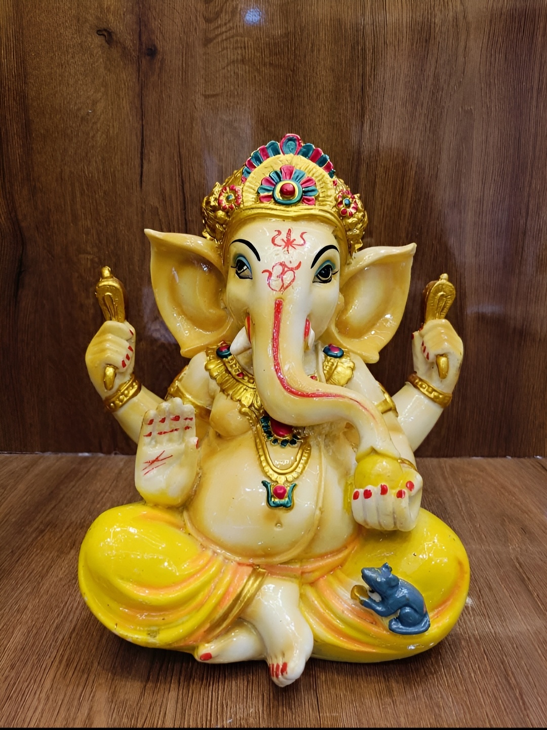 

Vrinban International Multicoloured Figurine Showpiece, Beige