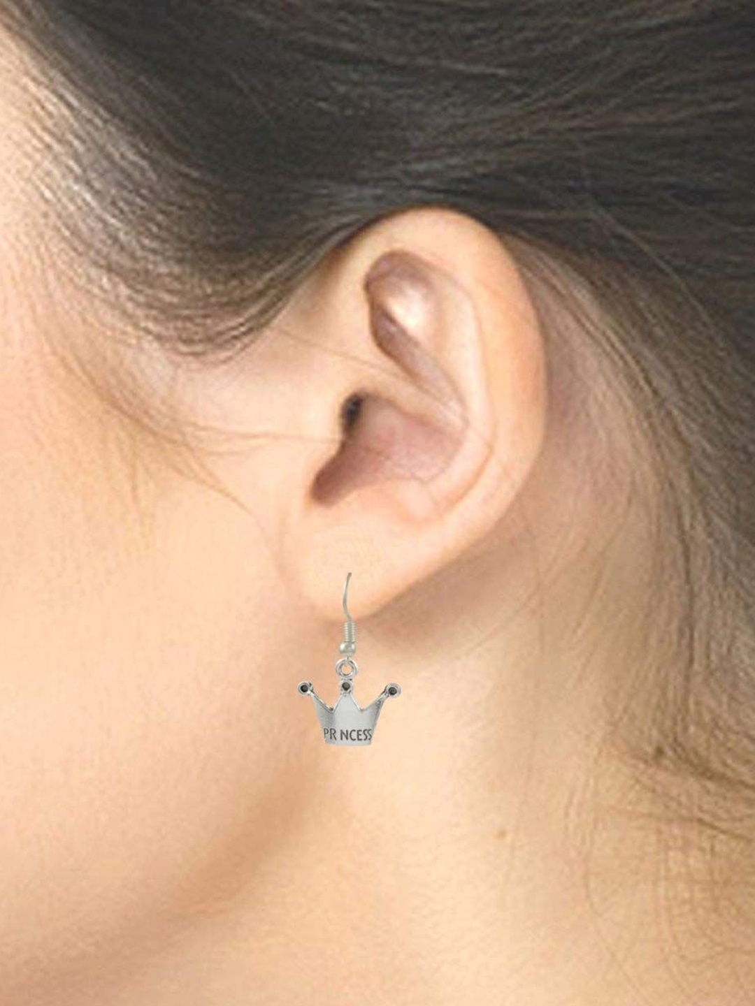 

HIGH TRENDZ Contemporary Studs Earrings, Silver