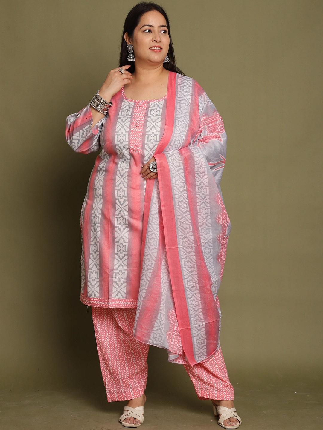 

Rajnandini Women Ethnic Motifs Printed Regular Kurta with Salwar & With Dupatta, Peach