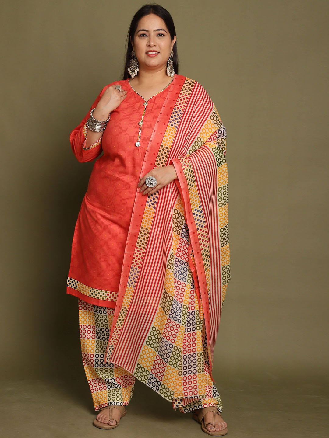 

Rajnandini Women Floral Printed Regular Kurta with Salwar & With Dupatta, Peach