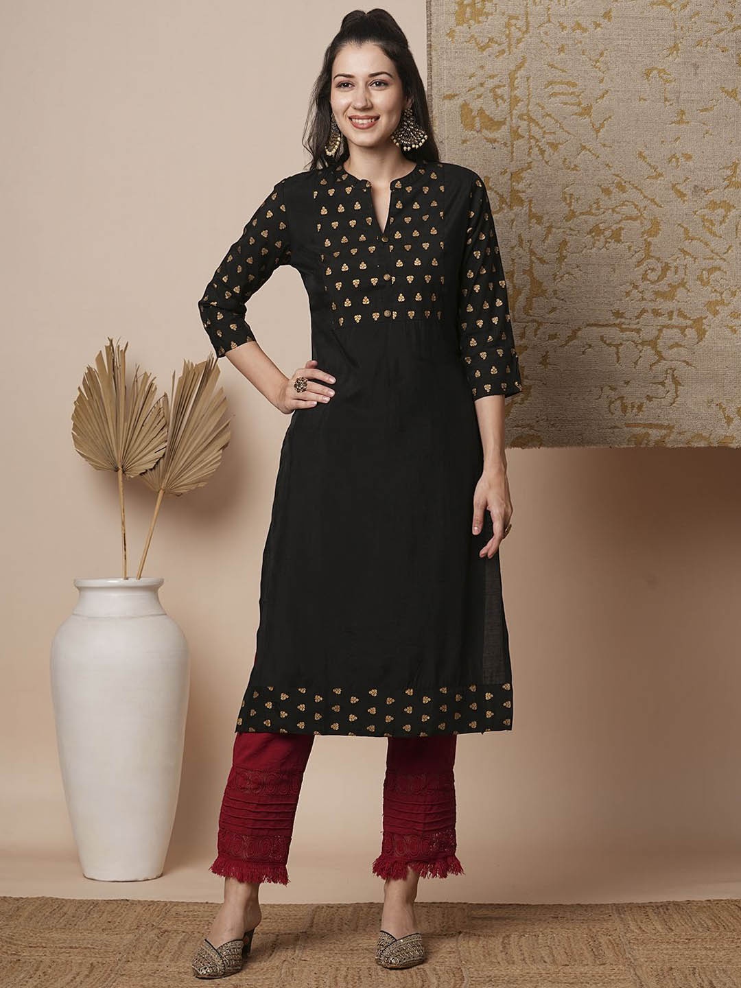 

FASHOR Women Ethnic Motifs Printed Kurta, Black