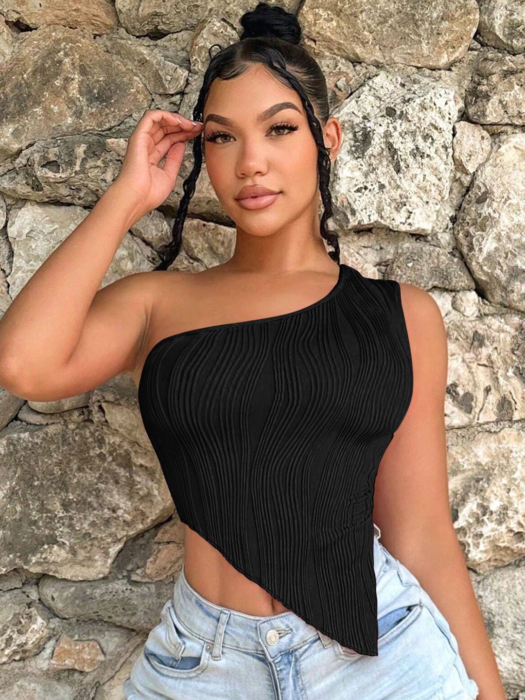 

Stylecast X Slyck One Shoulder Fitted Top, Black