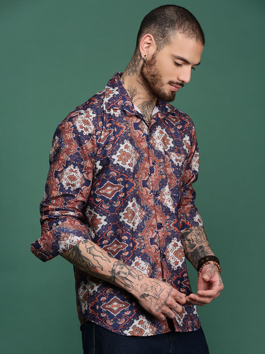 

Sangria Printed Spread Collar Casual Shirt, Blue