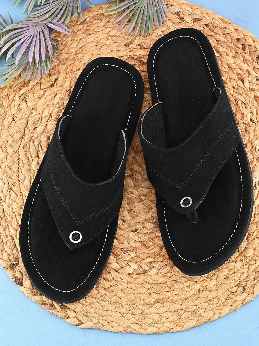 

Apratim Men T-Strap Flats, Black