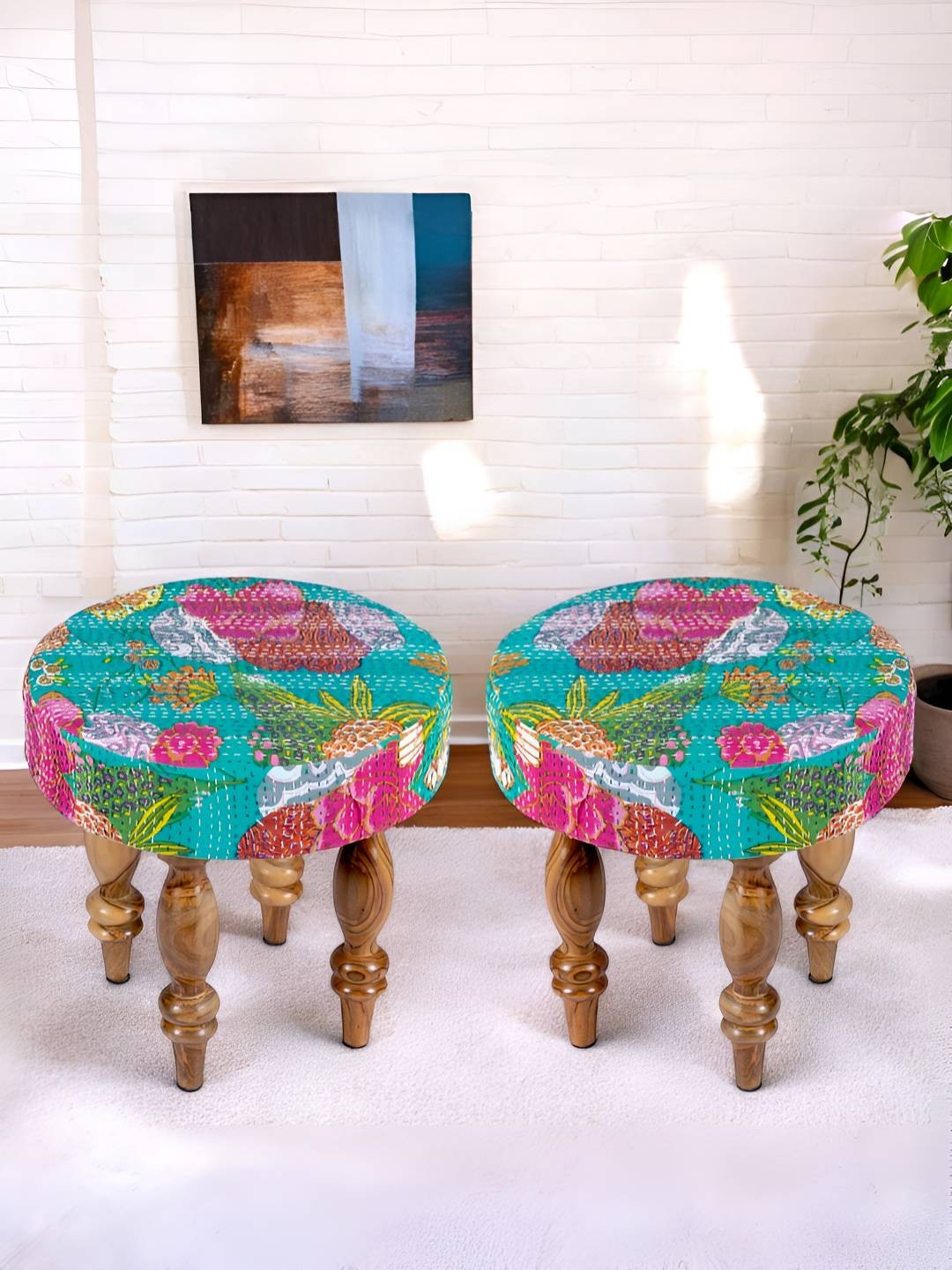 

Ikiriya Wooden Printed kantha Round Stools With Jute Upholstery, Green