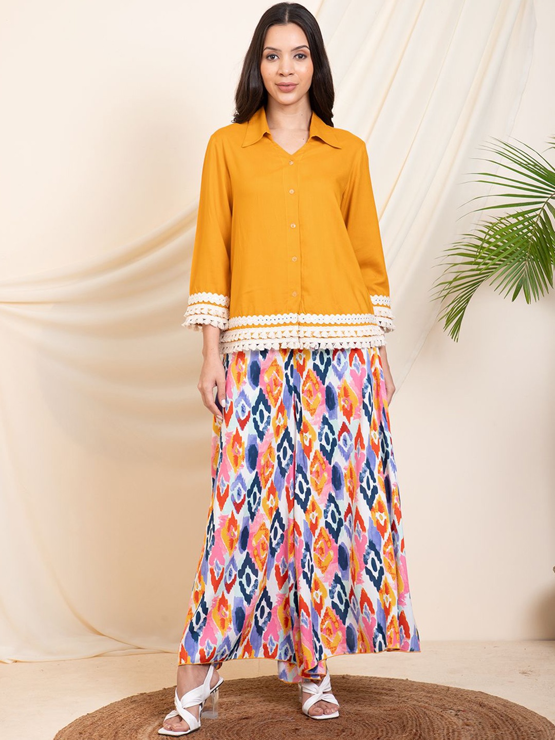 

DEEBACO Shirt With Printed Sharara Co-Ords, Mustard