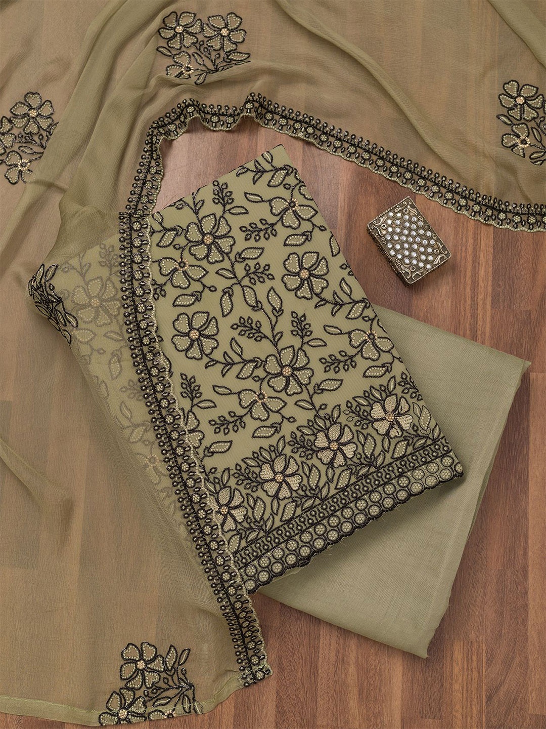 

Koskii Embroidered Unstitched Dress Material, Green