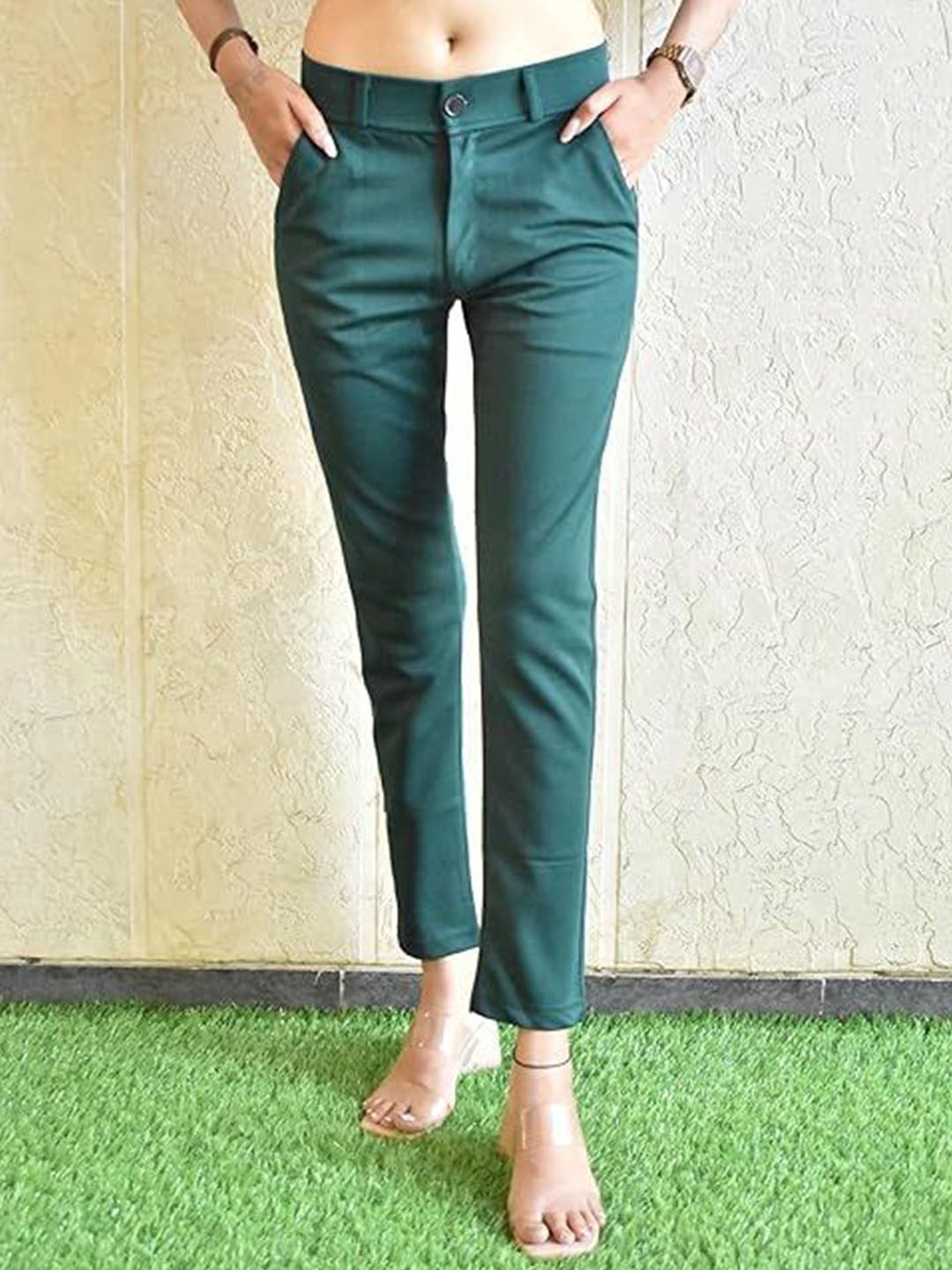 

LERIYU Women Solid Trousers, Green